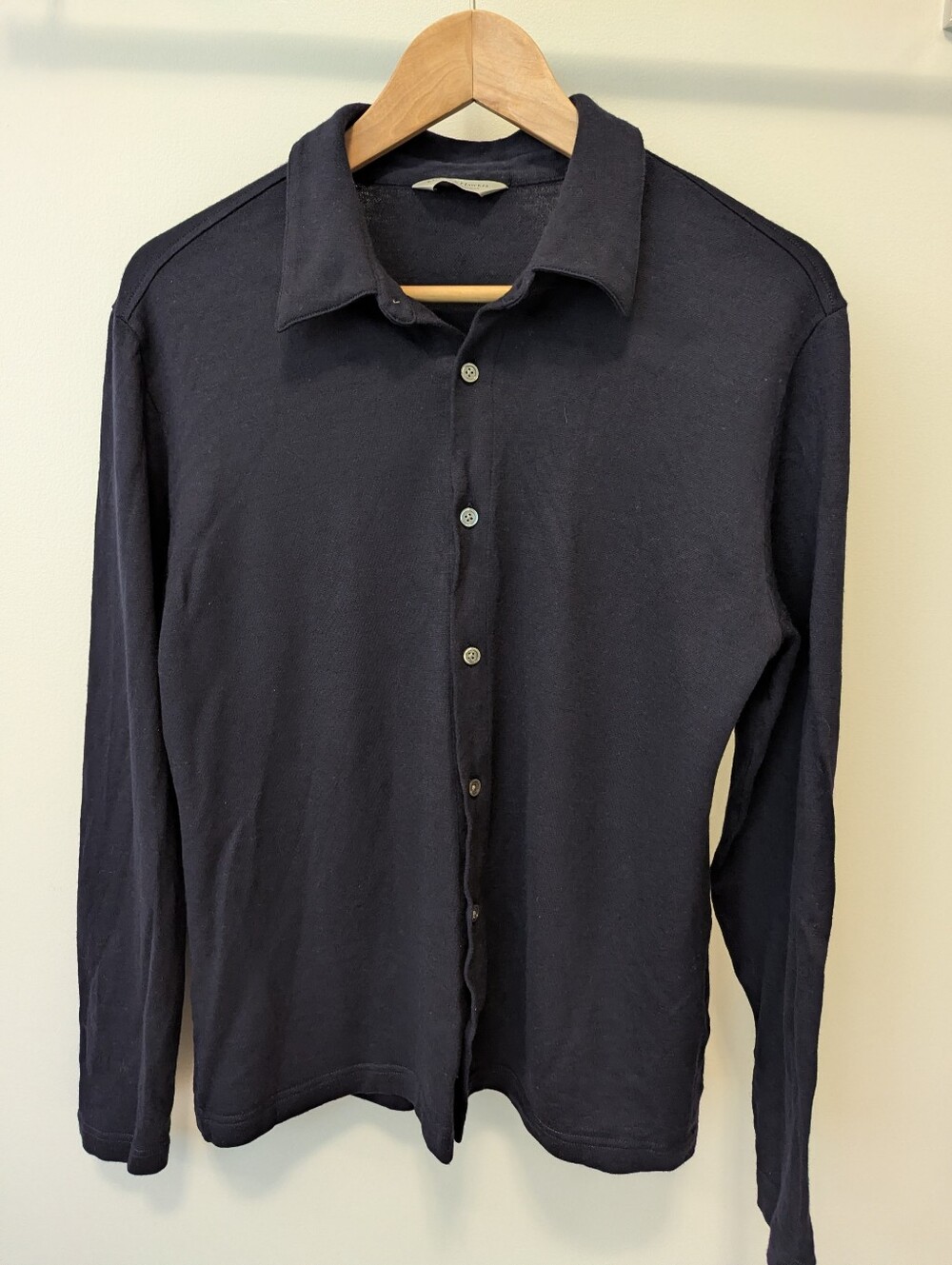 Gieves & Hawkes Men's Navy Wool Button Up